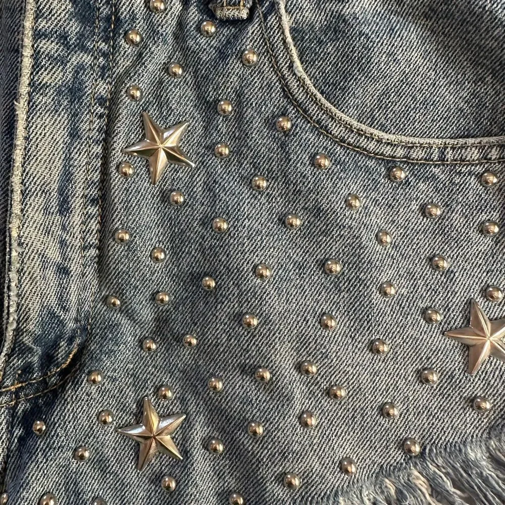 Guess excellent used